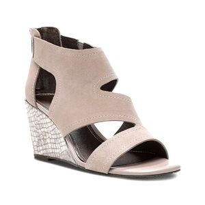 Donald Pliner Panya Cut Out Wedge Sandals Size 8 M LNC
